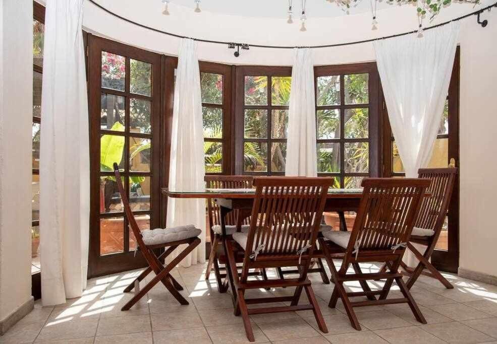 Aurora Mari Villa Your Dream Steps From The Ocean Shore 칼레타데푸스테 외부 사진