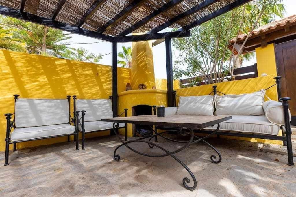 Aurora Mari Villa Your Dream Steps From The Ocean Shore 칼레타데푸스테 외부 사진