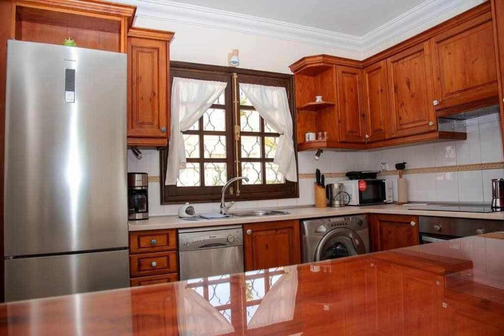 Aurora Mari Villa Your Dream Steps From The Ocean Shore 칼레타데푸스테 외부 사진